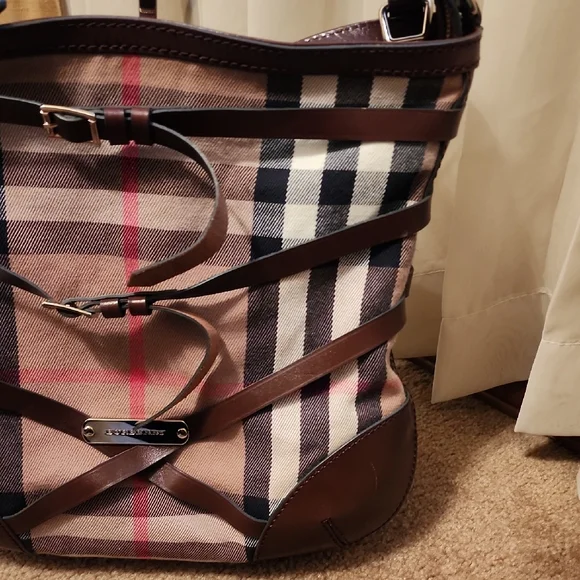 Burberry Bridle Dutton House Check Canvas and Leather Hobo - Picture 3 of 16